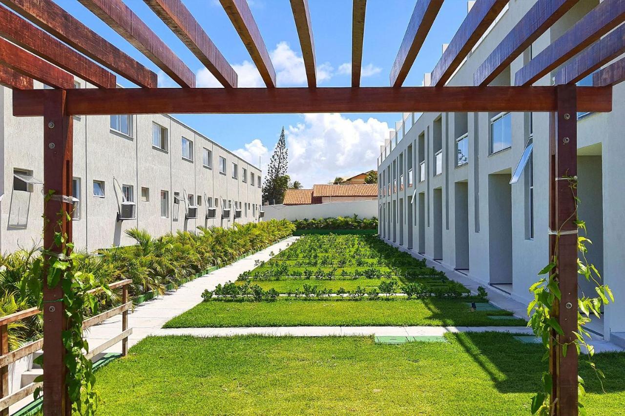 Beach Townhouses #C06 - Com Jacuzzi Por Carpediem Aquiraz Kültér fotó